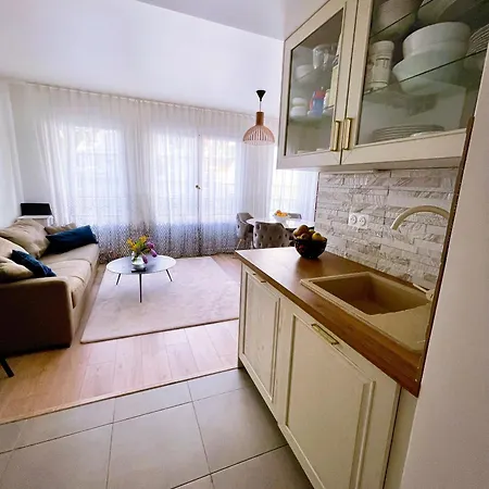 Grand Appartement Clichy Exterior photo