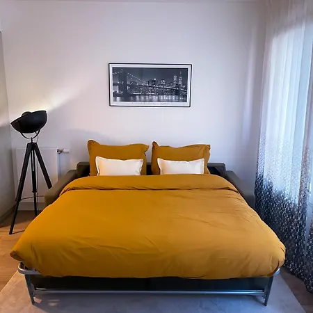 Grand Appartement Clichy Exterior photo